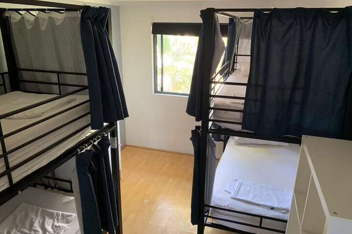 Room 7 of 28