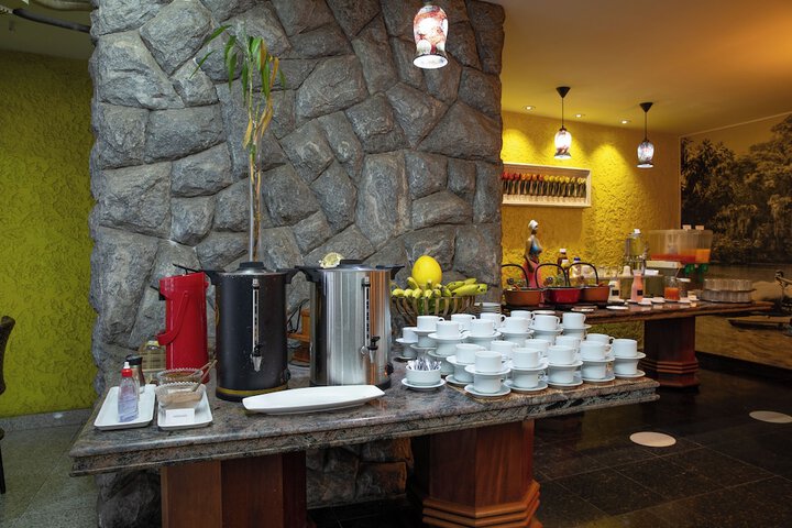 Breakfast/Coffee Service 94 of 103
