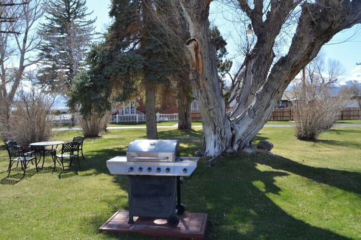 Property Grounds 18 of 24