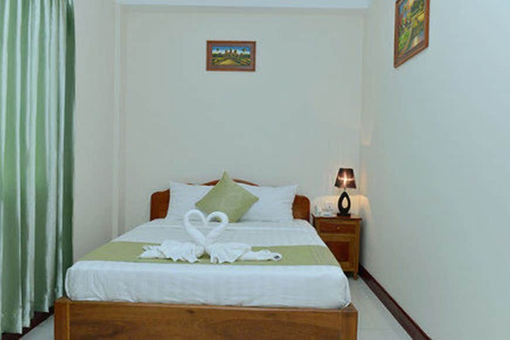Room 7 of 29