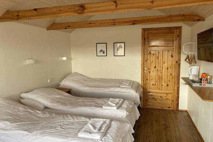 Room 11 of 51