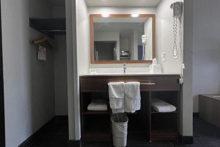 Photo 41