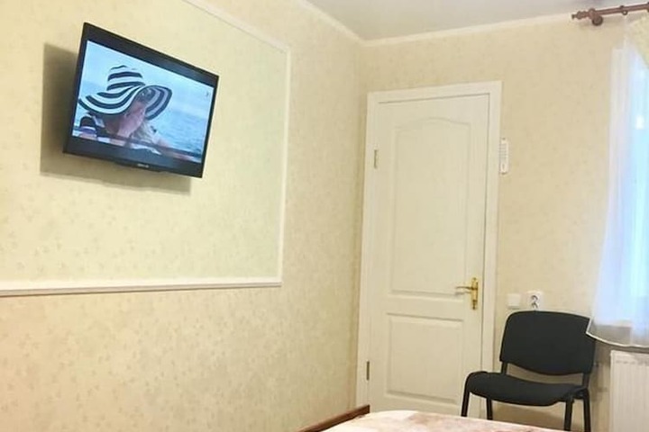 Room 24 of 46