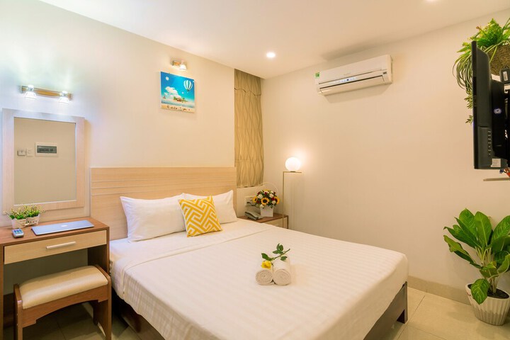Room 7 of 82