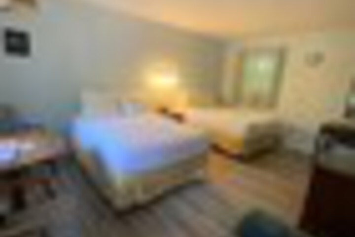 Room 77 of 342