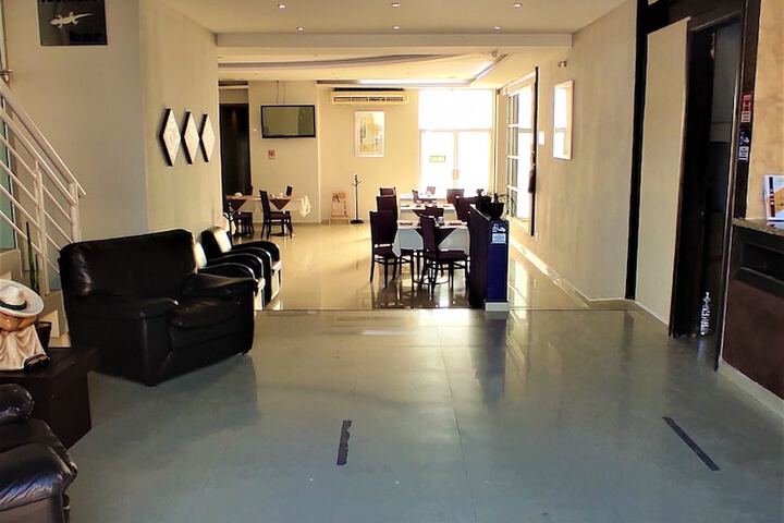 Hotel Interior 4 of 36