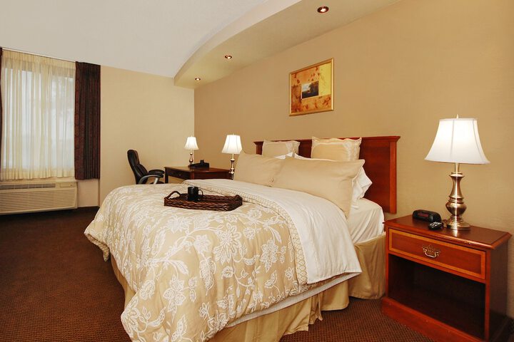 Room 18 of 24