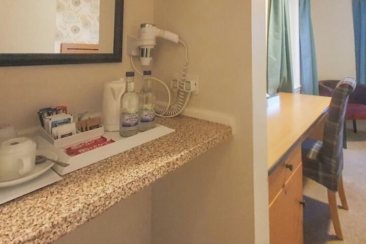 Room 10 of 49