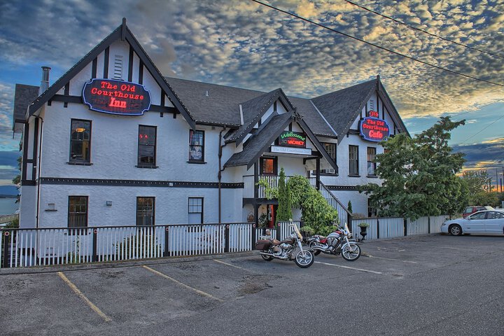 Hotel 63 of 70
