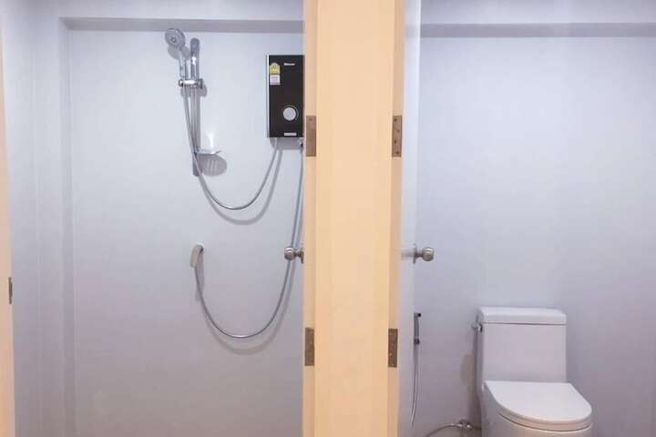 Room 12 of 26