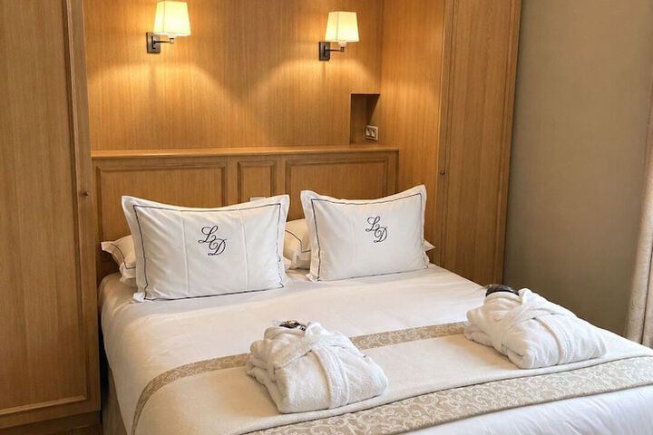 Room 40 of 105