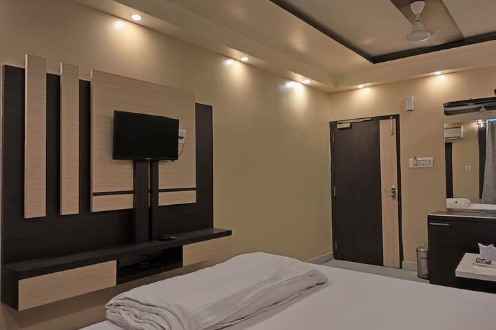 Room 55 of 150