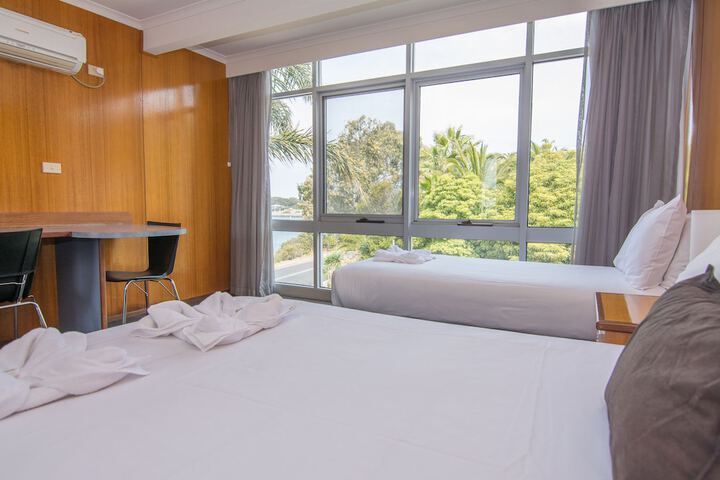 Room 7 of 26