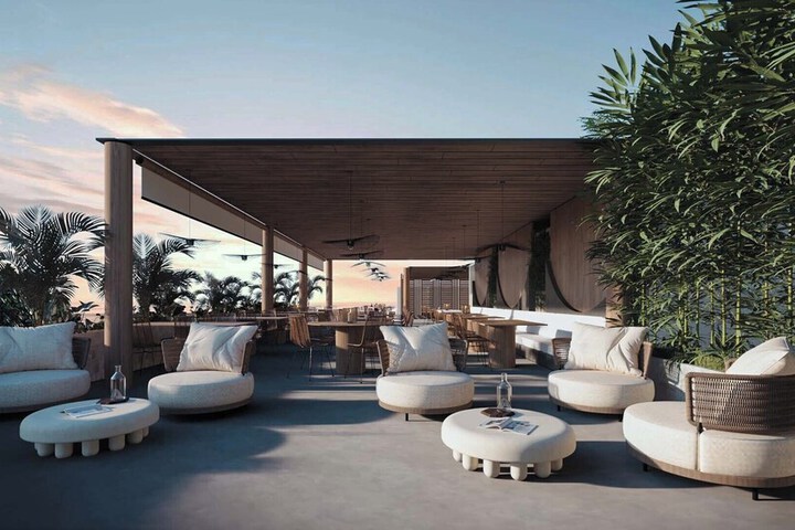Lounge 22 of 26