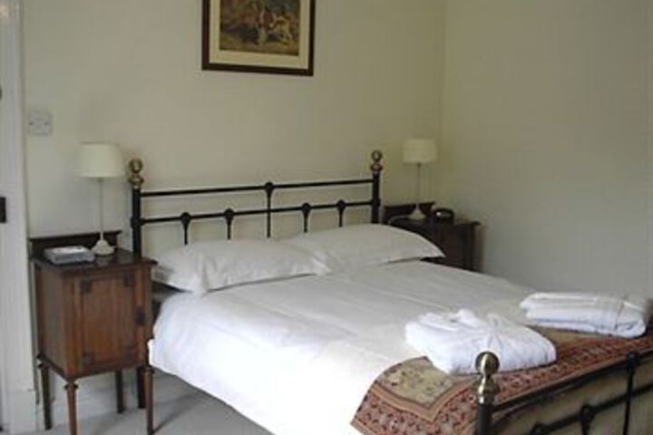 Room 15 of 25