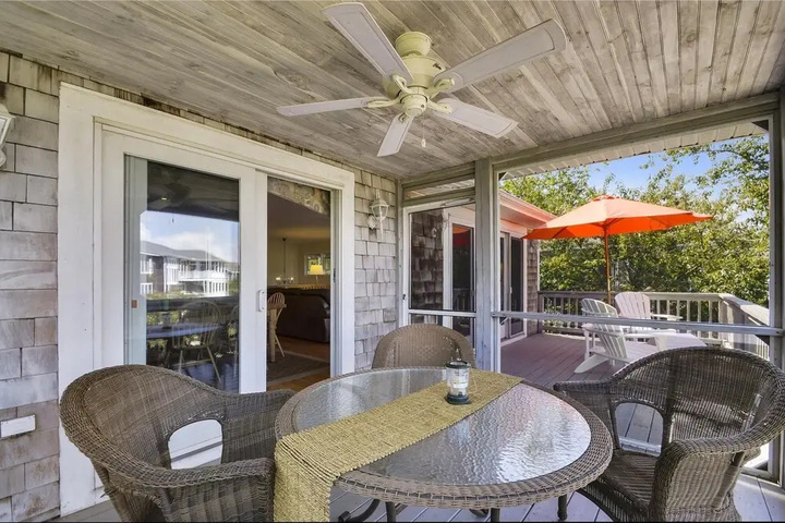Terrace/Patio 8 of 17