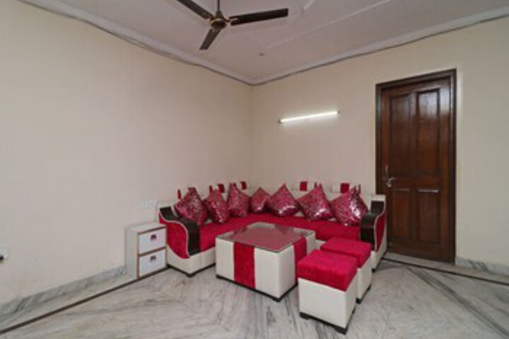 Hotel Interior 10 of 24