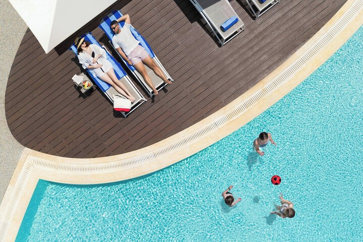 Pool 59 of 139