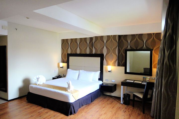 Room 27 of 67