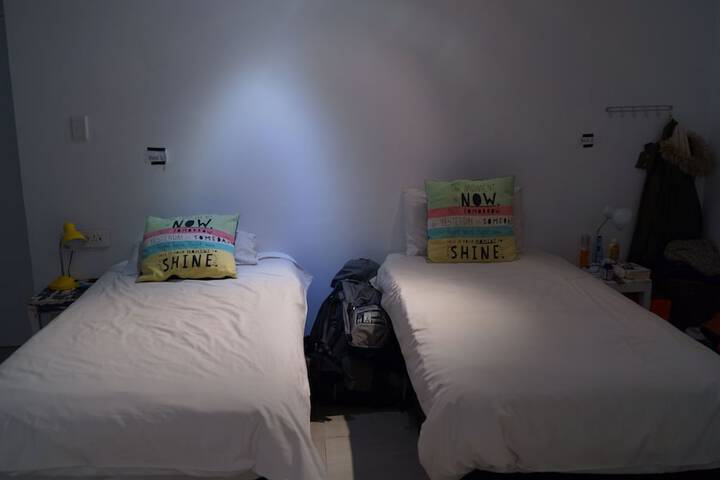 Room 10 of 113