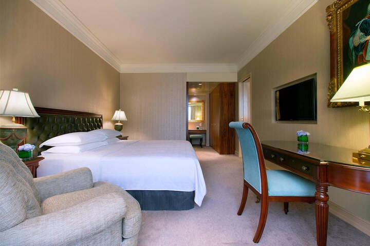 Room 20 of 107