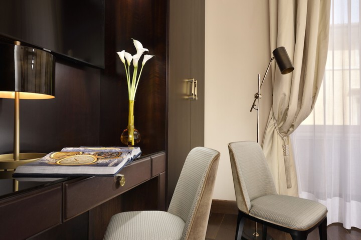 Room 20 of 74