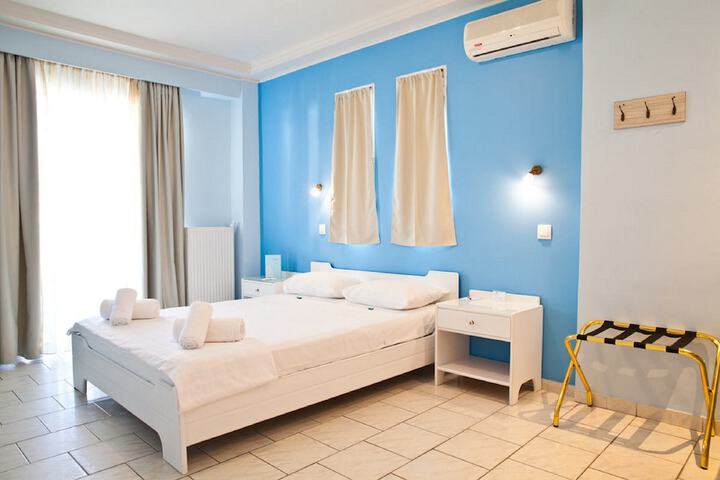 Room 6 of 39
