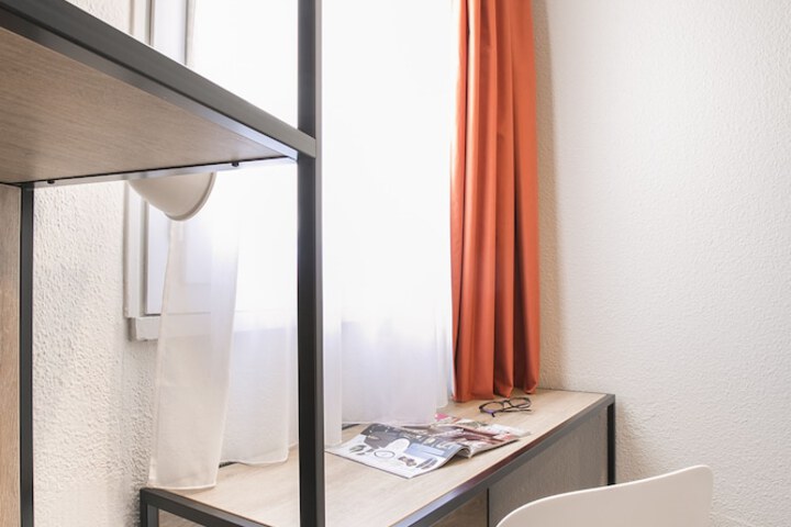 Room 15 of 134