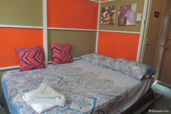Room 8 of 29
