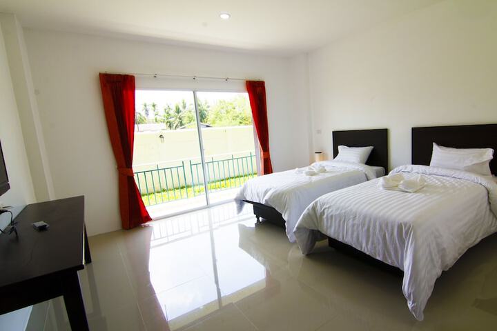 Room 17 of 31