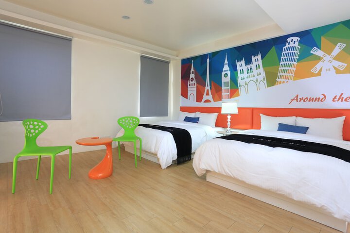 Room 16 of 35