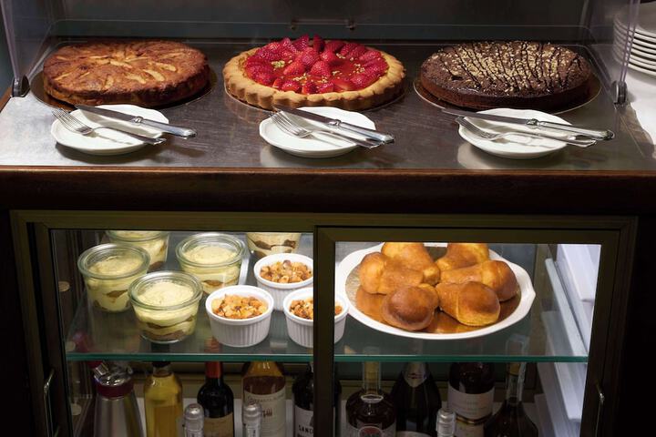Breakfast/Coffee Service 52 of 139
