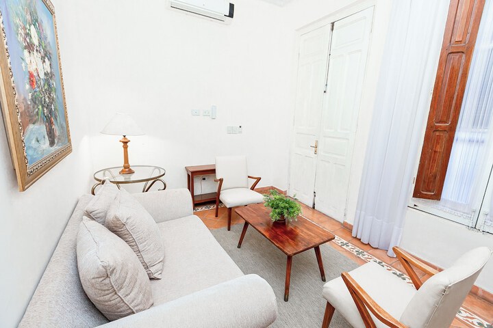 Room 21 of 43