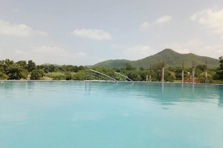 Pool 30 of 58