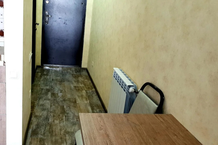 Room 4 of 35
