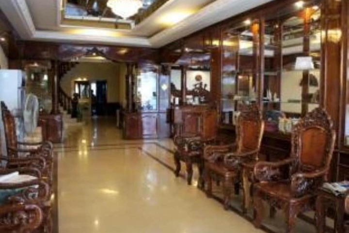 Hotel Interior 5 of 47