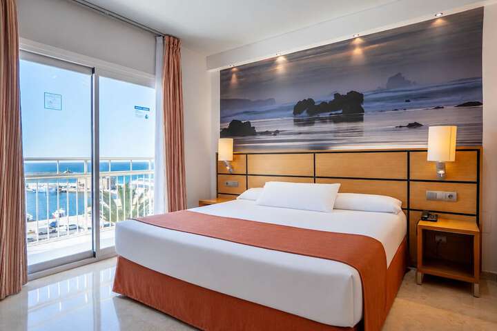 Room 46 of 131