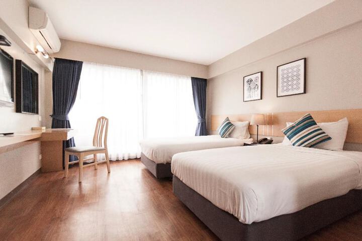 Room 15 of 49