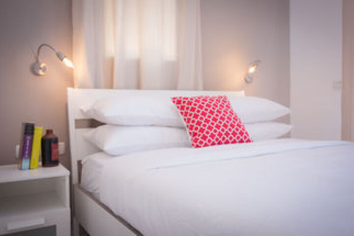 Room 10 of 47