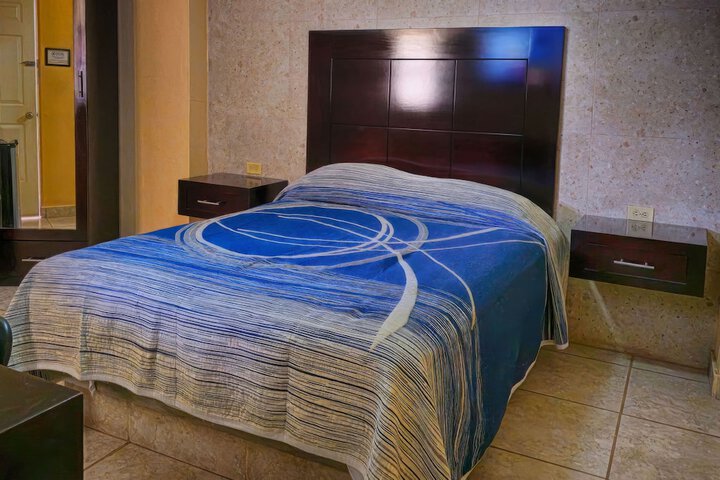 Room 20 of 42