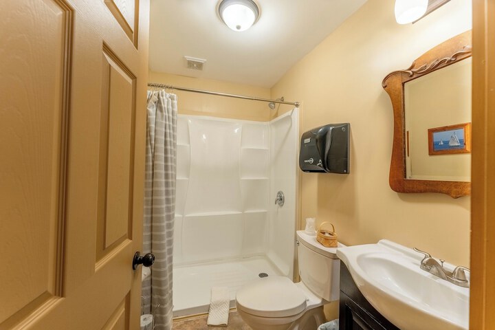 Room 212 of 268