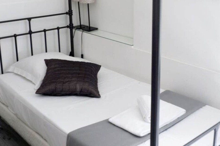 Room 18 of 41