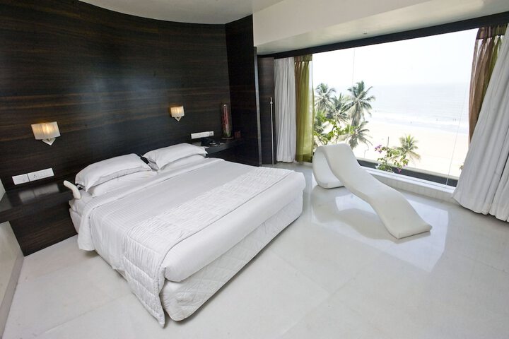 Room 10 of 63