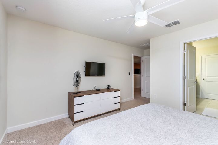 Room 9 of 67