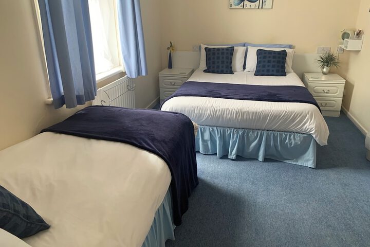 Room 32 of 32