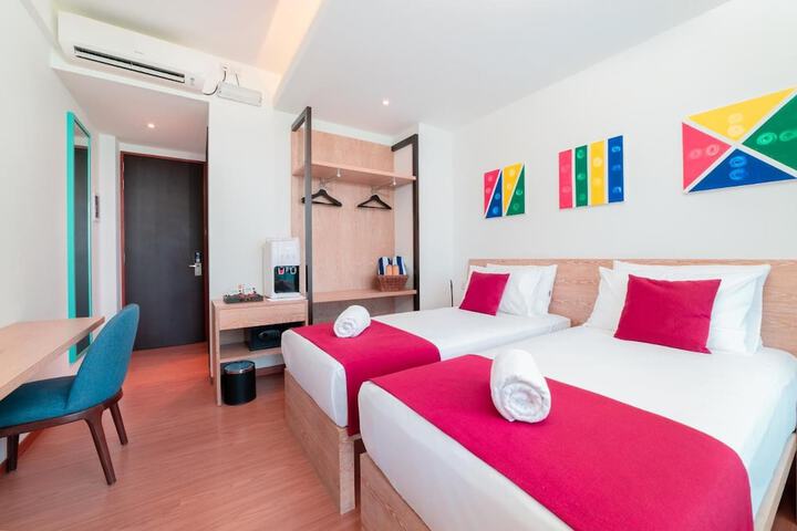 Room 12 of 59