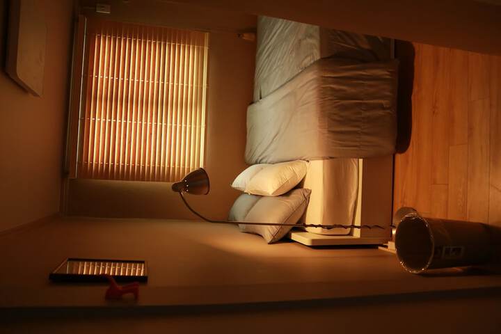 Room 7 of 52