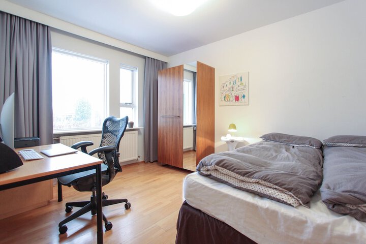 Room 5 of 24