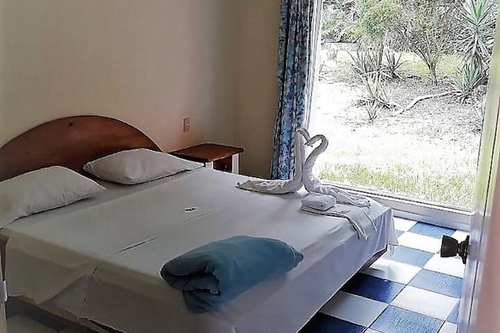 Room 4 of 15