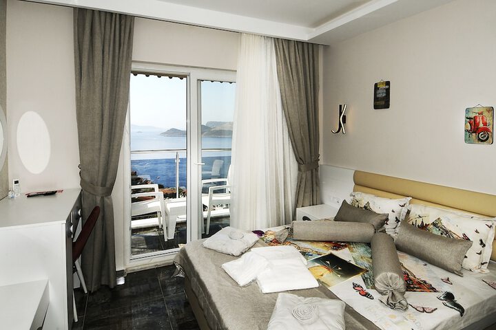 Room 19 of 119